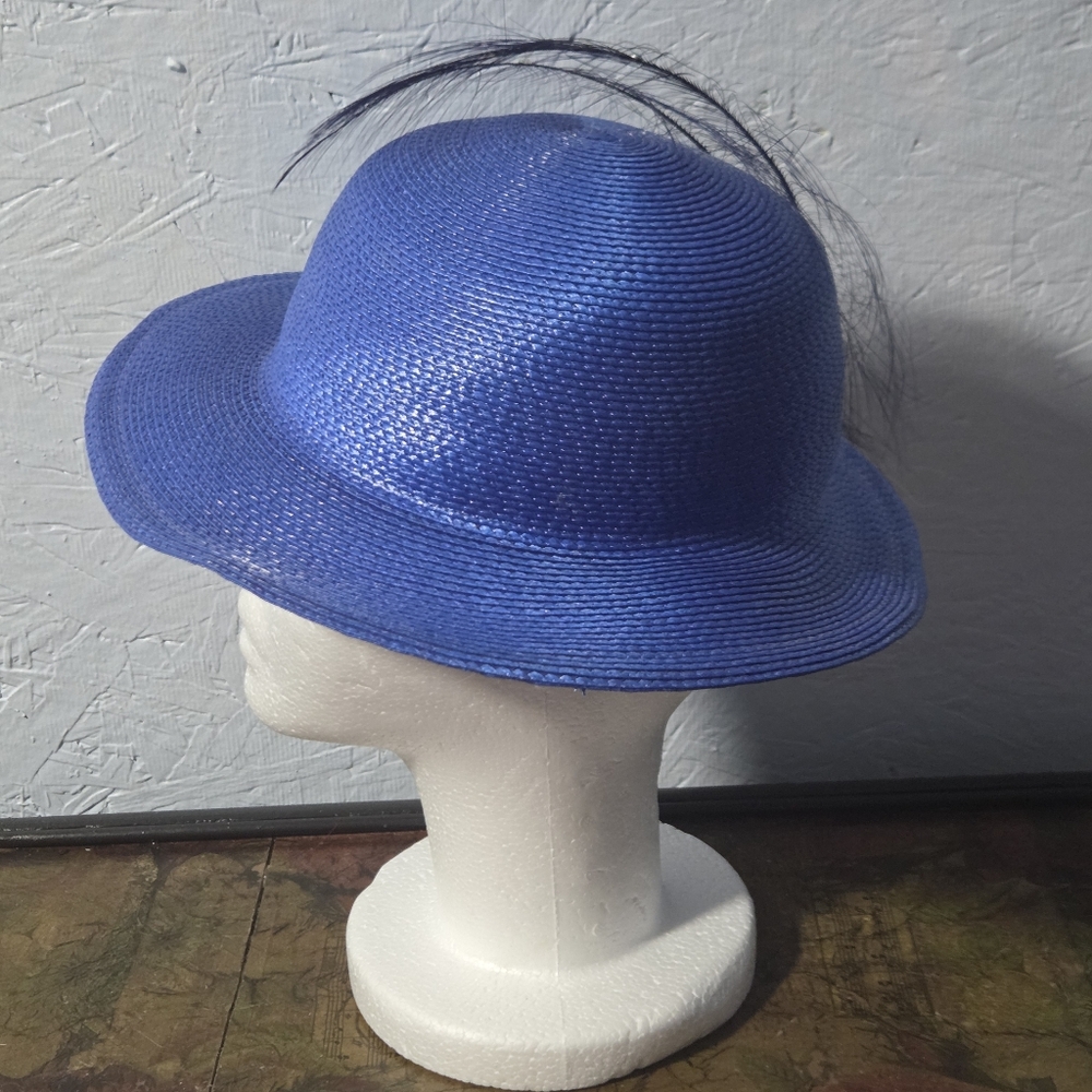 Vintage Periwinkle Straw Bowler Hat With Feathers - Picture 6 of 8
